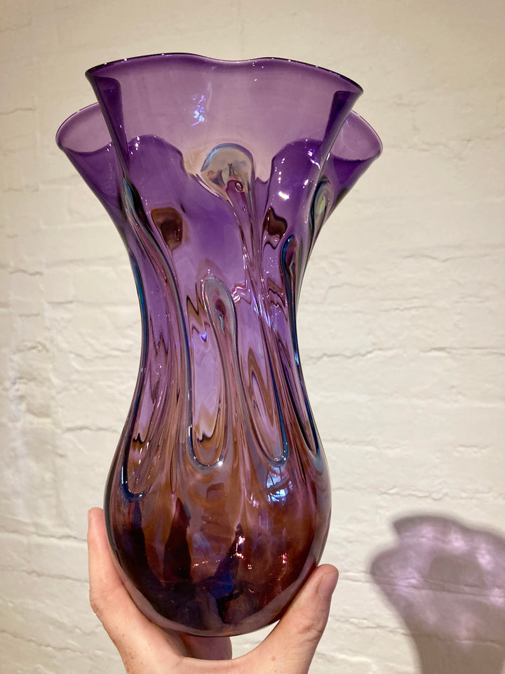 Lily Pad Vase Fluted Purple Small