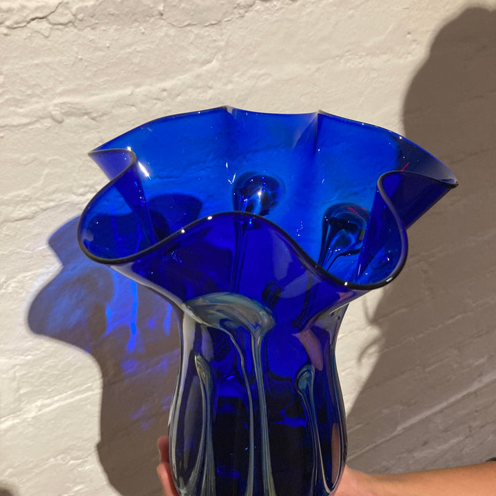 Lily Pad Vase Fluted Small Cobalt