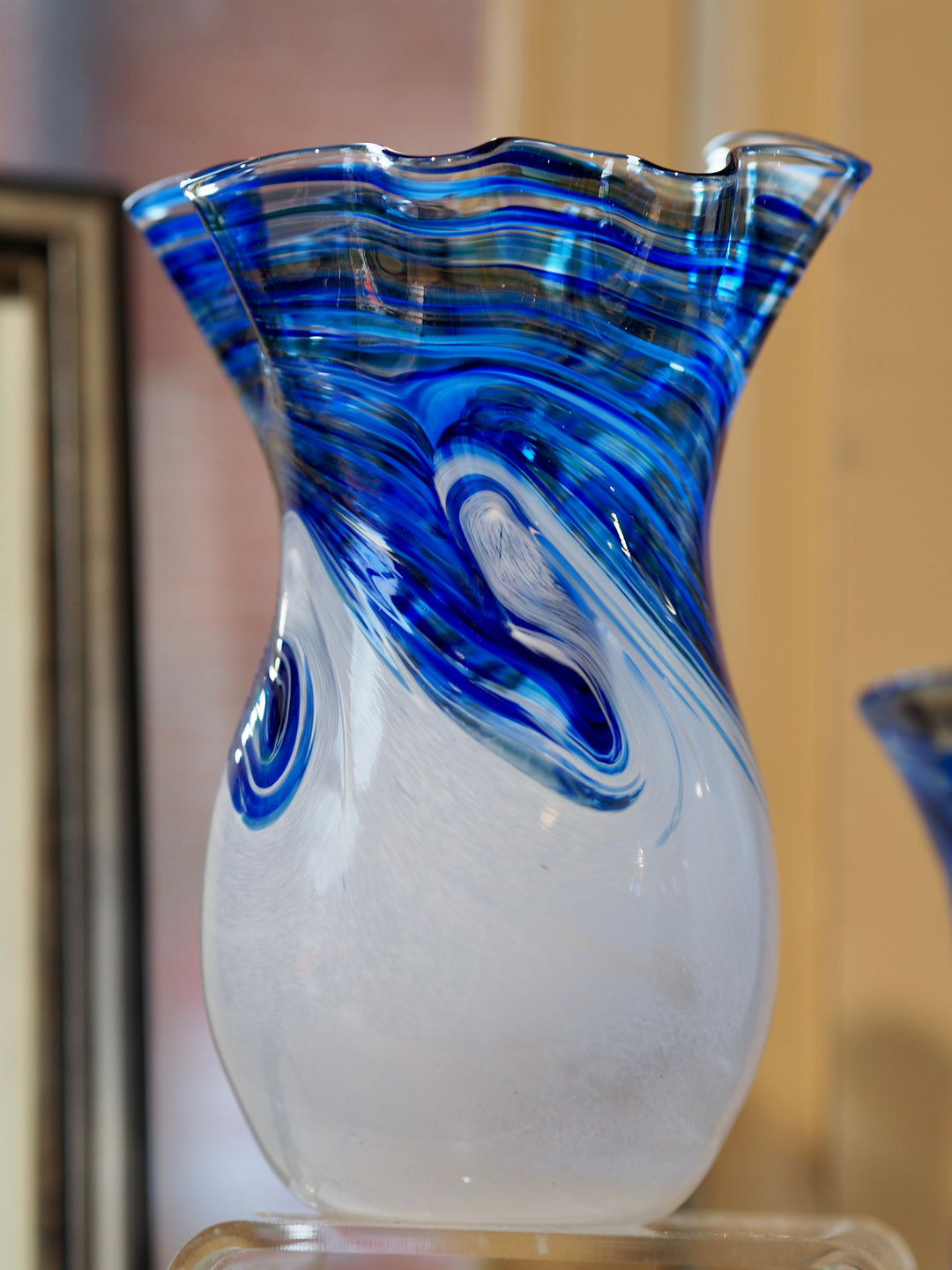 Ocean White Wave Vase Fluted Small