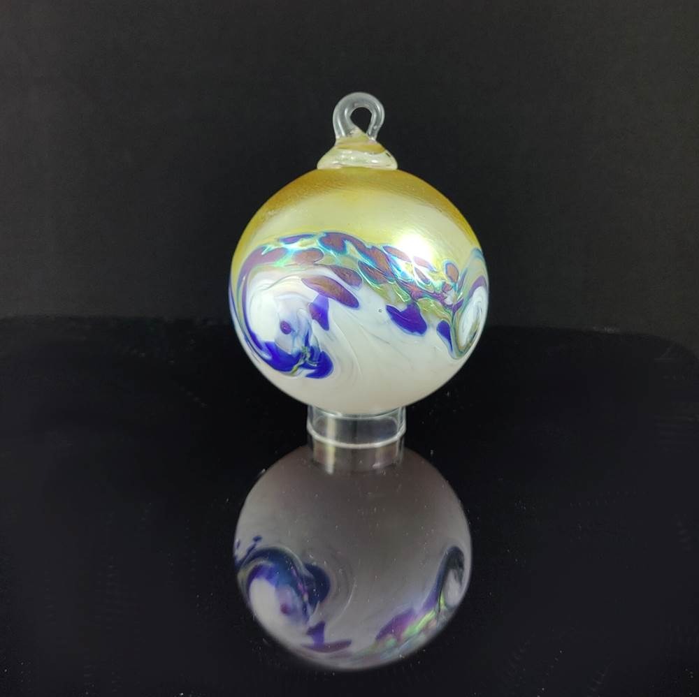 Storm Ornament Blue Gold