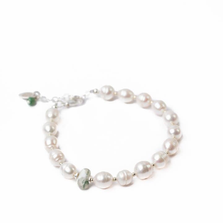 Spring Frost Pearl Bracelet