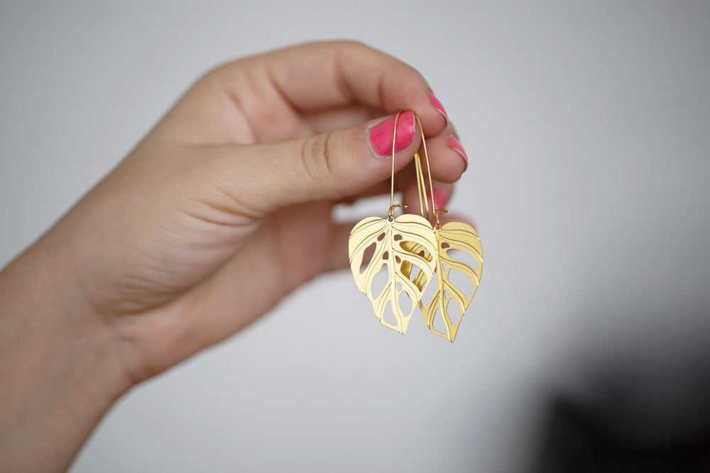 Monstera Adansonii Earrings Gold