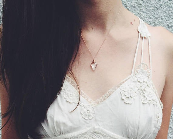 Arrow Necklace Rose Gold