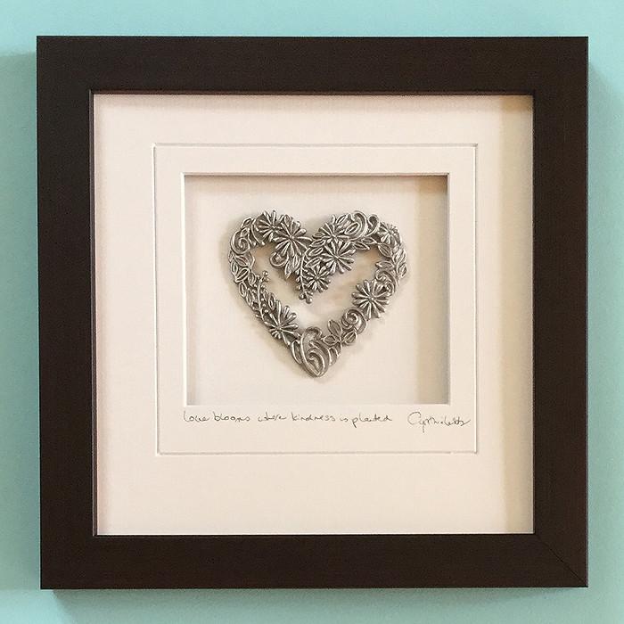 Flower Heart Framed Silver Frame Cream M