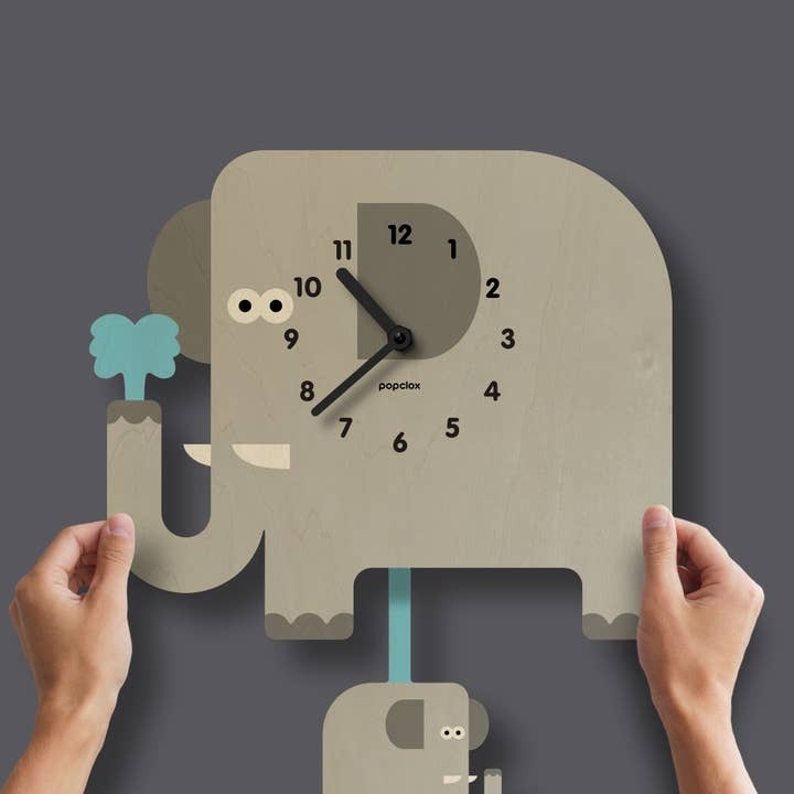 Squirt Elephant Pendulum Clock