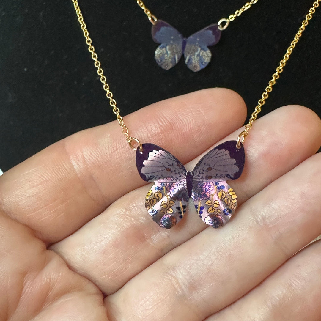 Blooming Butterfly Necklace Blooming Pink