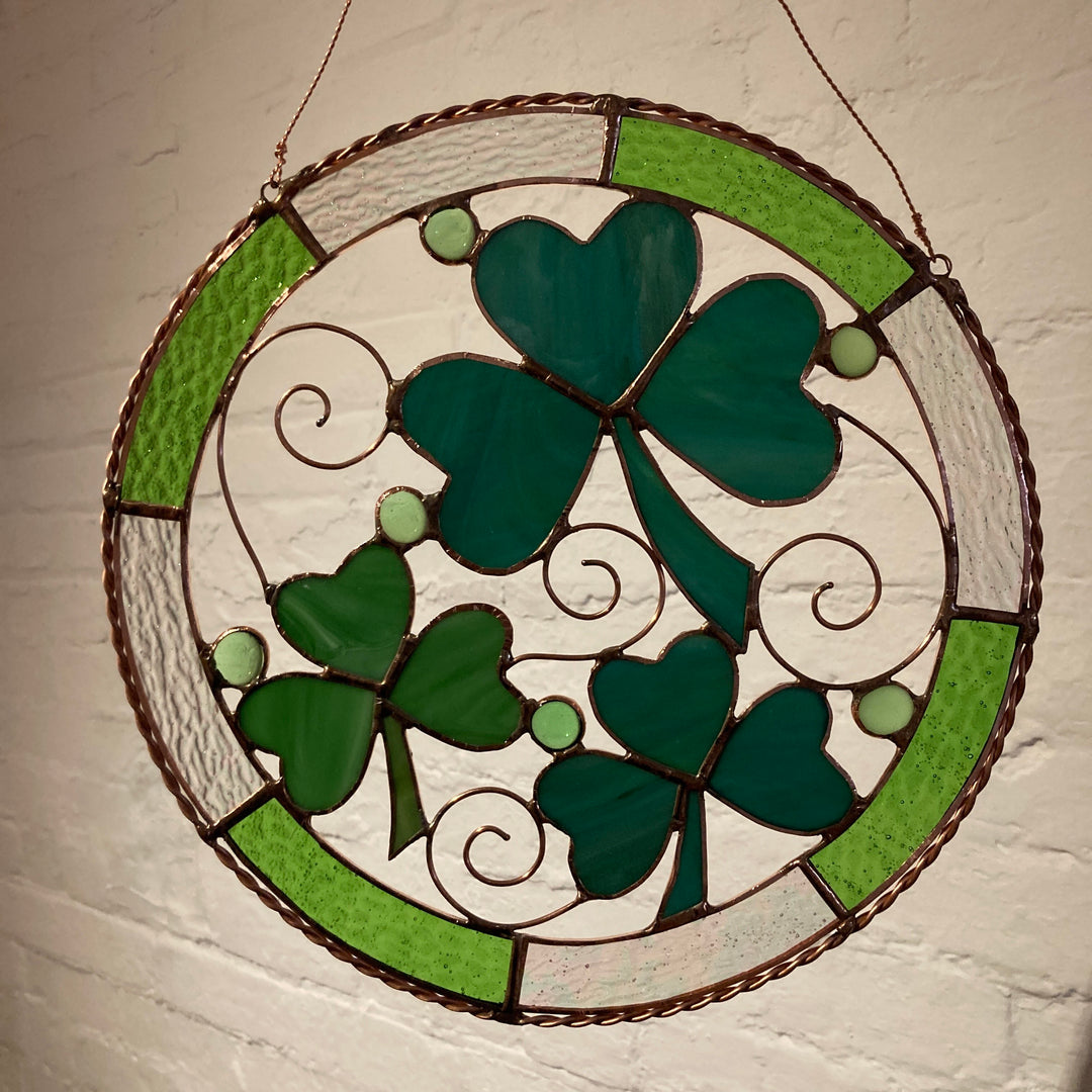 12" Round Framed 3 Shamrocks