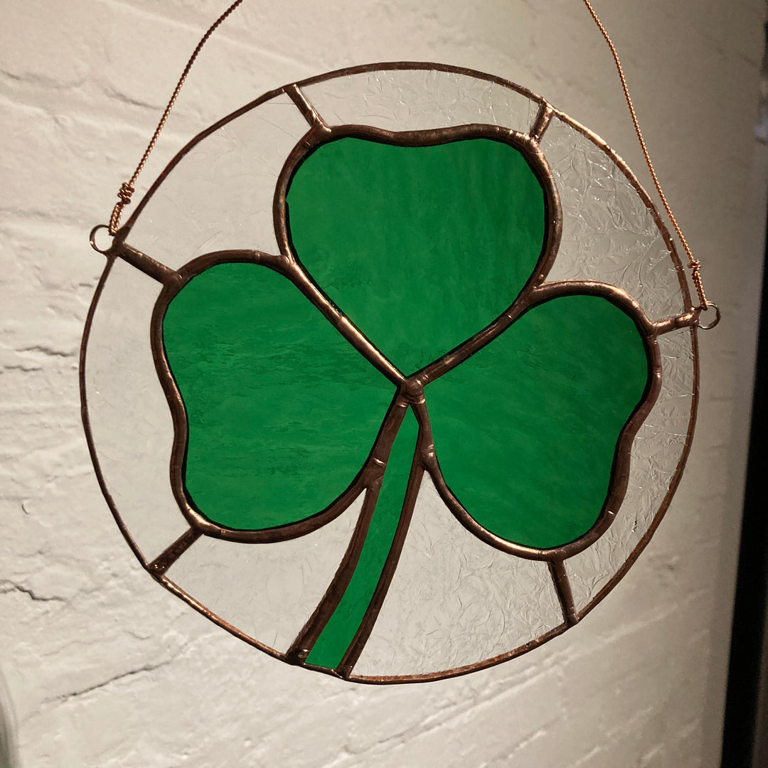 8" Shamrock With Round Back