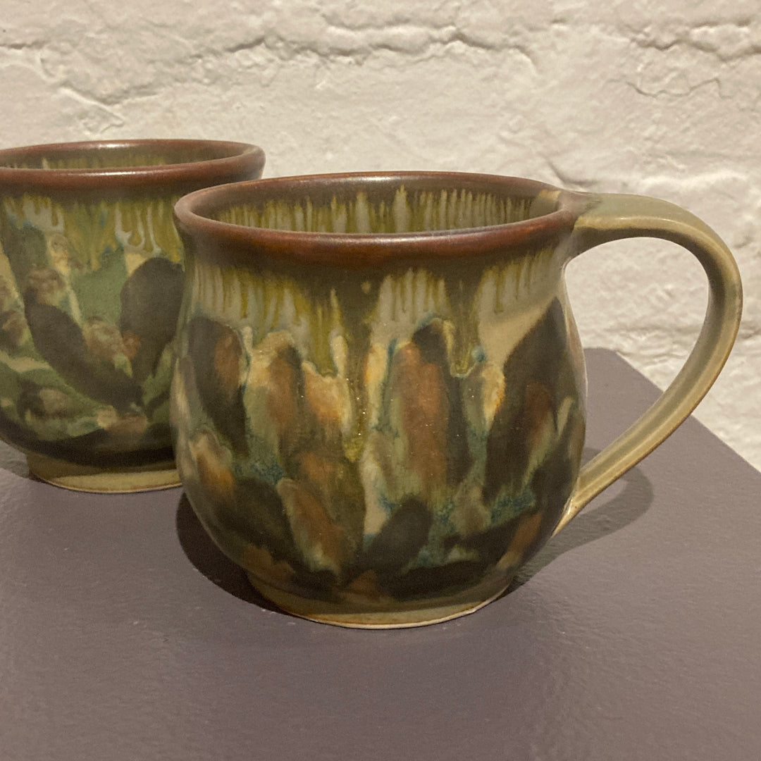 Mug Curved Medium Green