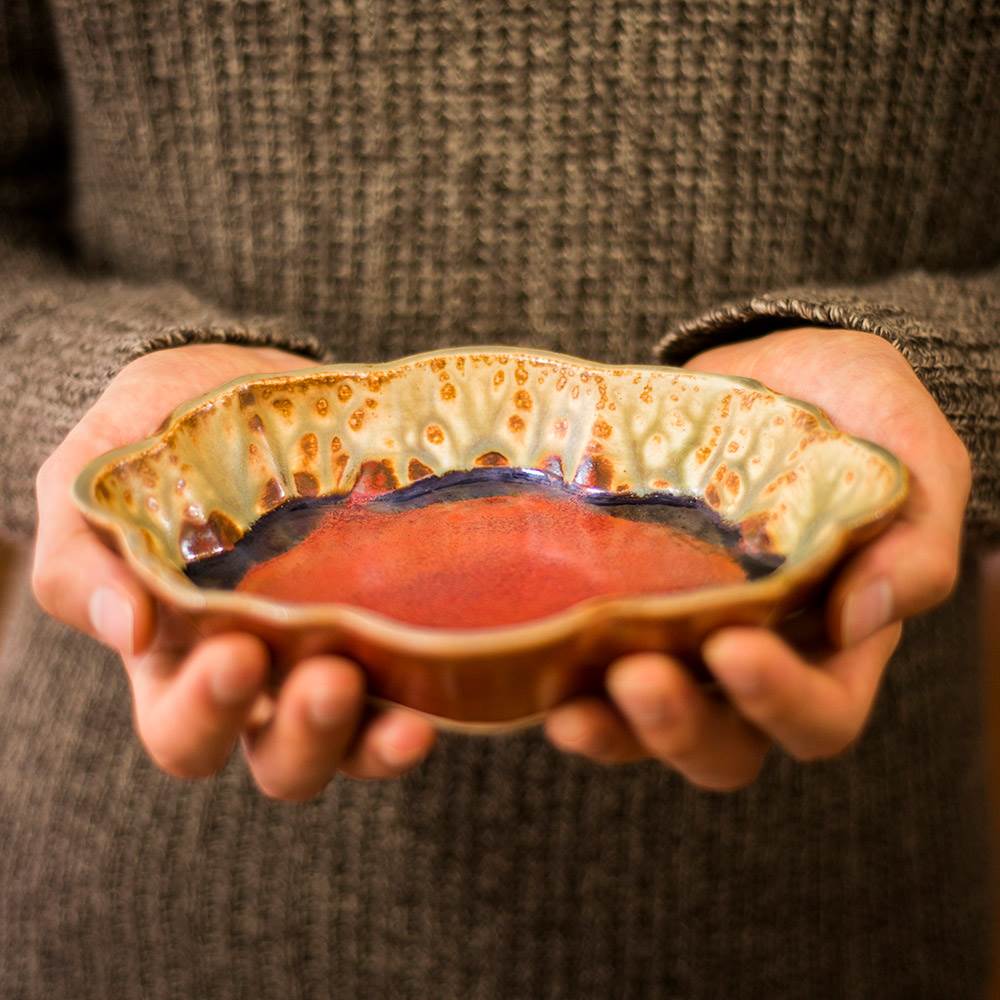 Scalloped Dish Rustic Red