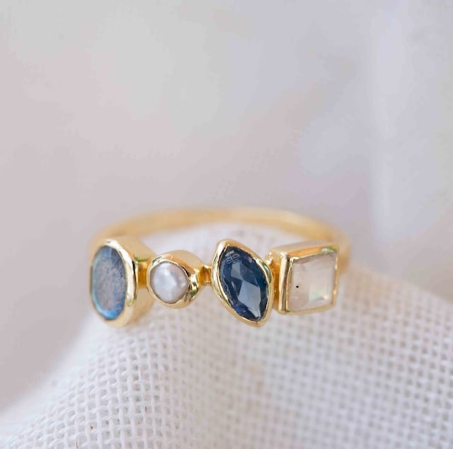 Ring Labradorite, Pearl, Iolite, Hydro + Moonstone Gold Plated