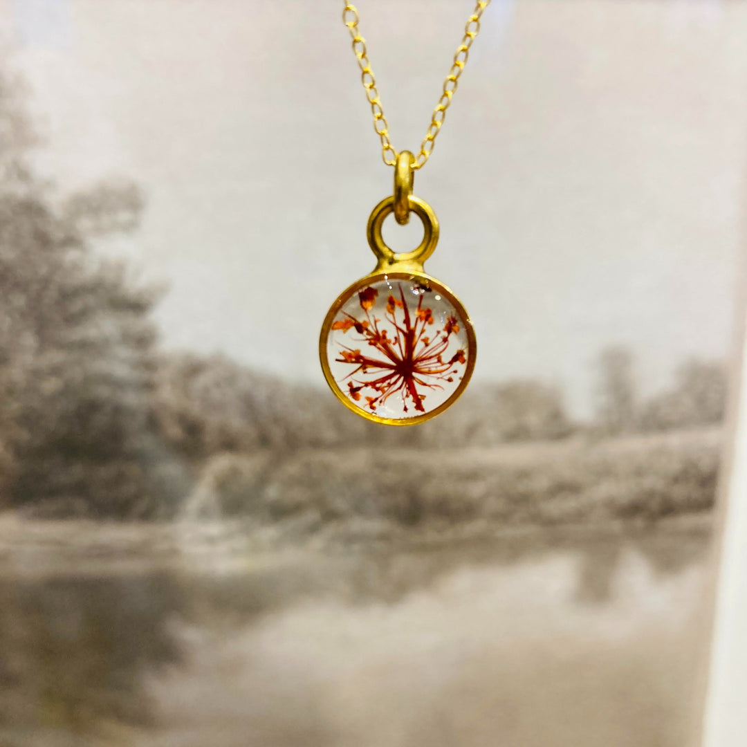 Pressed Flower Round Necklace Queen Anne's Lace Orange